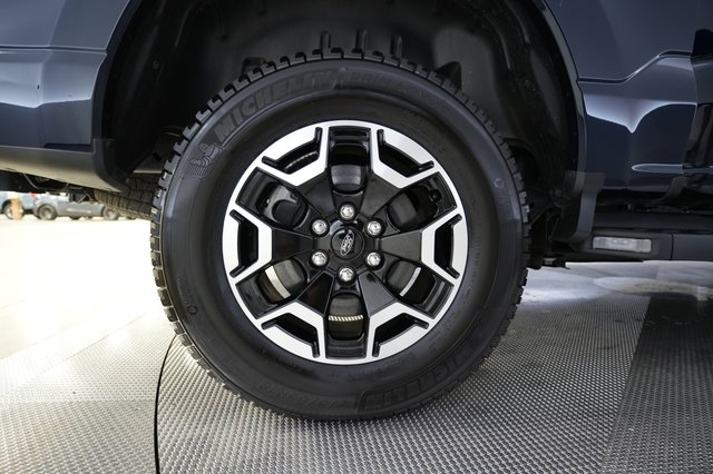 2023 Ford F-150 Lightning — photo 7 of 15