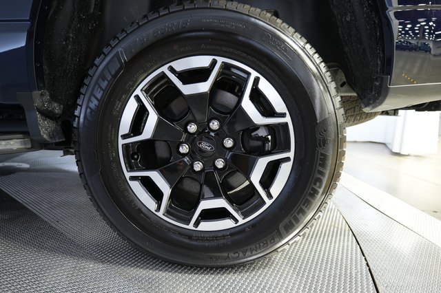 2023 Ford F-150 Lightning — photo 10 of 15
