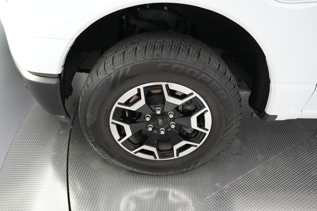 2023 Ford F-150 Lightning — photo 11 of 18