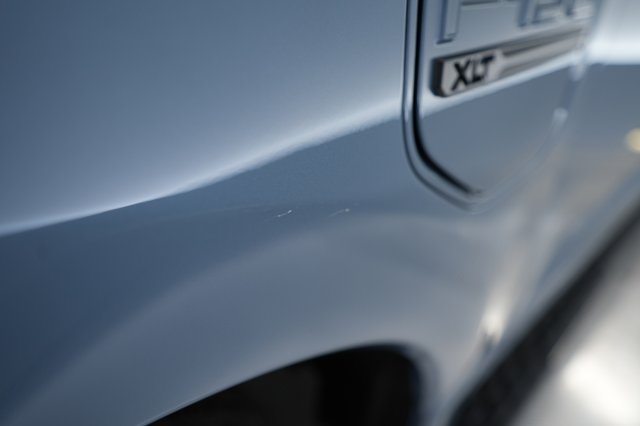 2023 Ford F-150 Lightning — photo 16 of 18