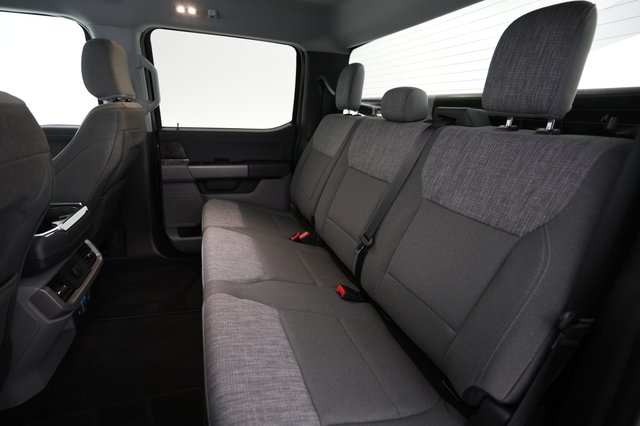 2023 Ford F-150 Lightning — photo 11 of 18