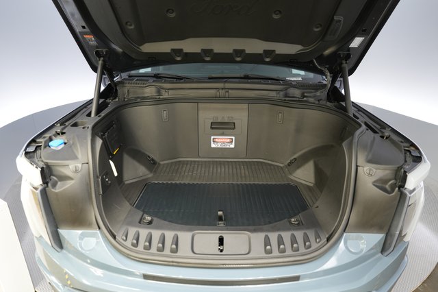 2023 Ford F-150 Lightning — photo 15 of 18