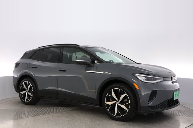 2023 Volkswagen ID.4 — photo 11 of 23
