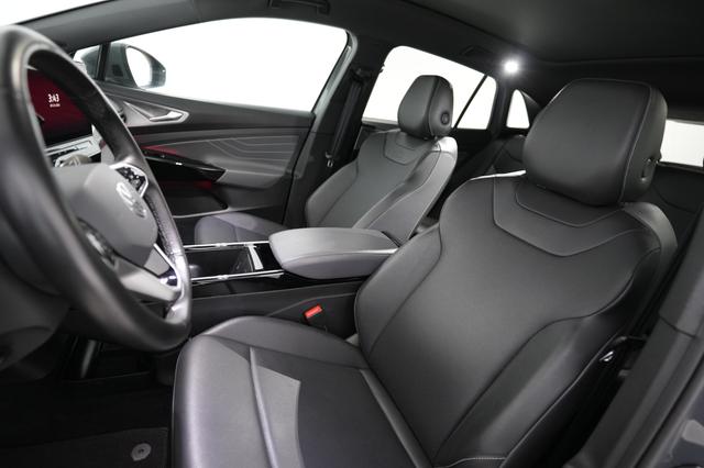 2023 Volkswagen ID.4 — photo 3 of 23