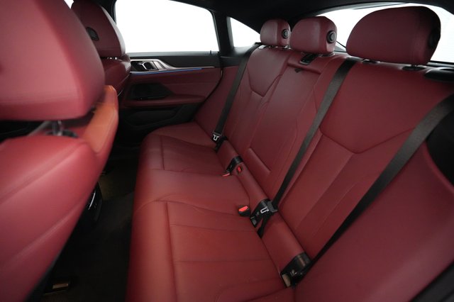 2023 BMW i4 — photo 19 of 25
