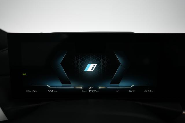 2023 BMW i4 — photo 5 of 23