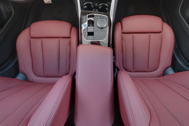2023 BMW i4 — photo 20 of 23