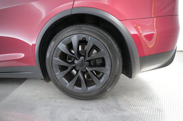 2023 Tesla Model X — photo 17 of 23