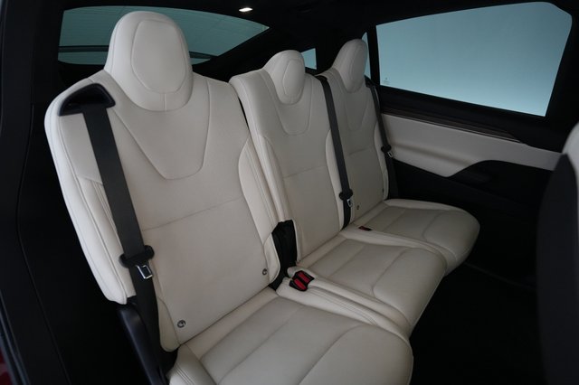 2023 Tesla Model X — photo 4 of 23