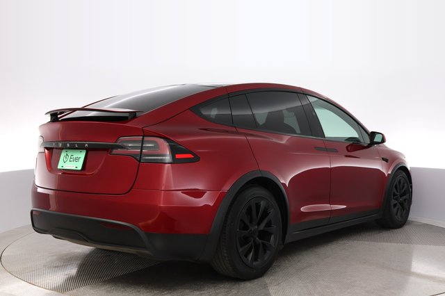 2023 Tesla Model X — photo 2 of 23