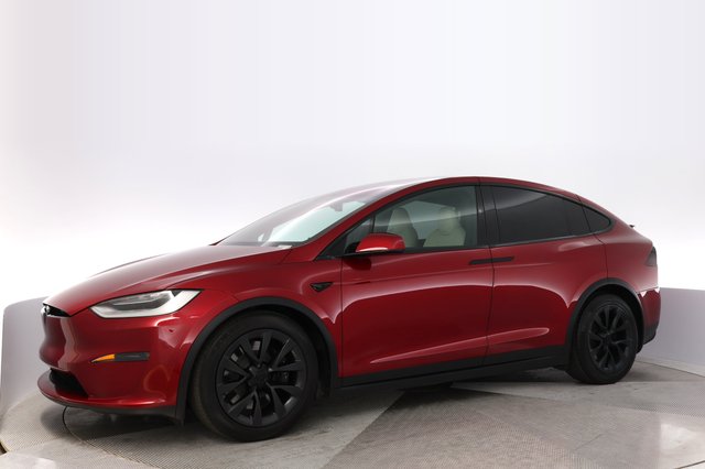 2023 Tesla Model X — photo 14 of 23