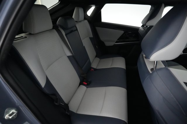 2023 Subaru Solterra — photo 4 of 22