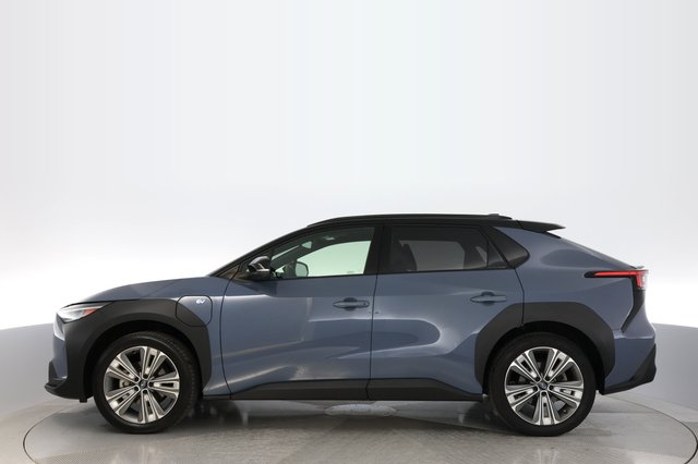 2023 Subaru Solterra — photo 12 of 22