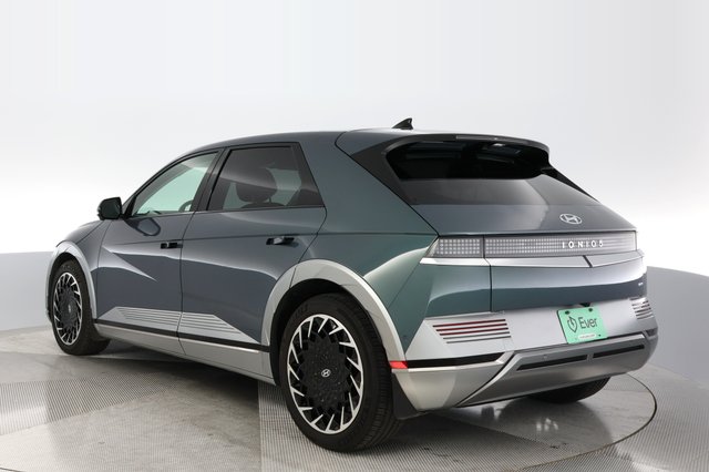 2024 Hyundai IONIQ 5 — photo 11 of 21