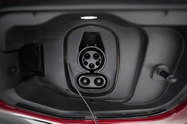 2024 Chevrolet Equinox EV — photo 8 of 20