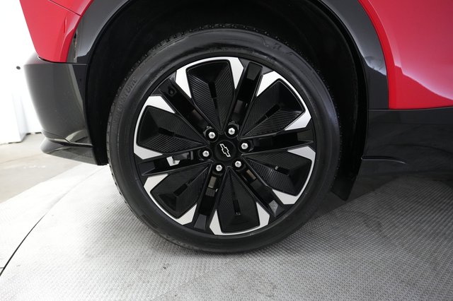 2024 Chevrolet Blazer EV — photo 17 of 21