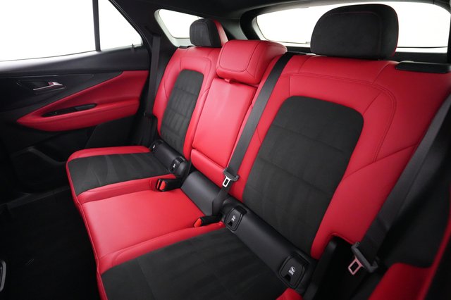 2024 Chevrolet Blazer EV — photo 19 of 21
