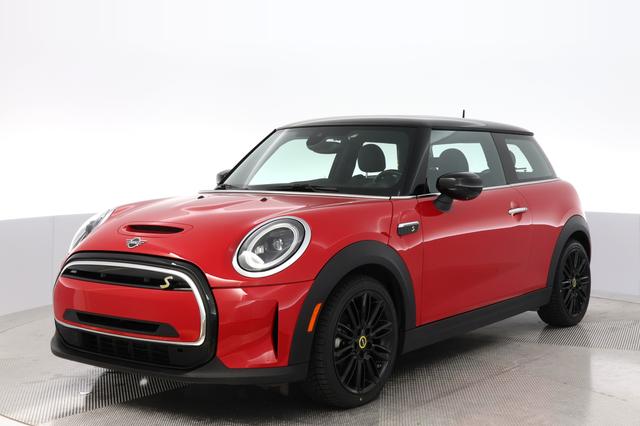 2024 MINI Cooper SE — VIN WMW13DJ00R2U40963