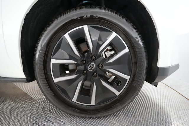 2026 Toyota bZ — photo 14 of 22