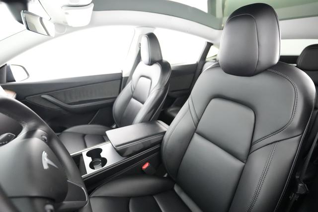 2022 Tesla Model Y — photo 3 of 21