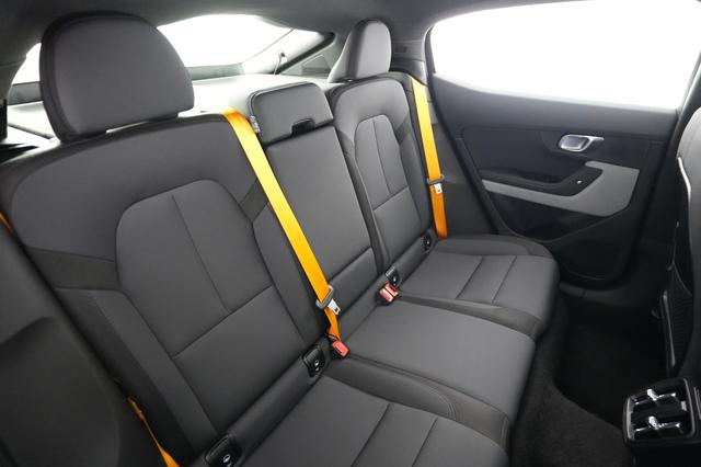 2023 Polestar 2 — photo 4 of 22