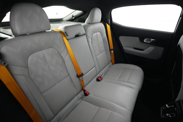 2023 Polestar 2 — photo 4 of 24