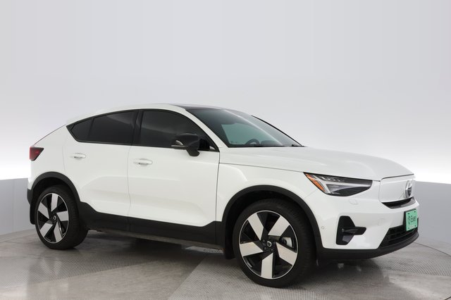 2023 Volvo C40 Recharge — photo 11 of 21