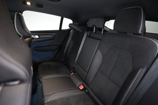 2023 Volvo C40 Recharge — photo 19 of 21