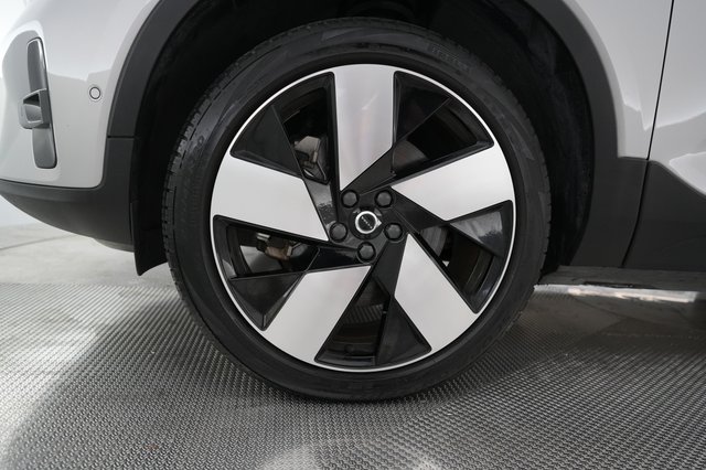 2023 Volvo C40 Recharge — photo 16 of 24