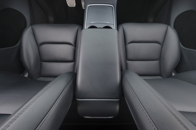 2024 Tesla Model Y — photo 22 of 24