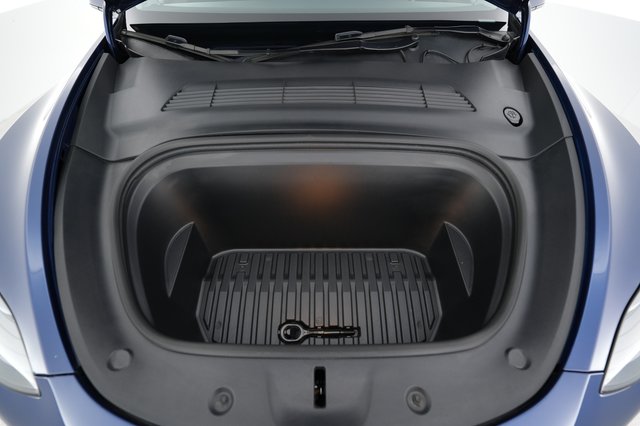 2024 Tesla Model Y — photo 23 of 24