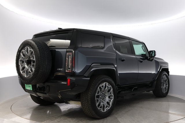 2025 GMC Hummer EV SUV — photo 2 of 21
