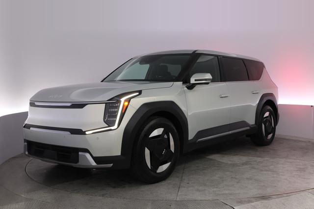 2024 Kia EV9 — VIN KNDAB5S10R6033611