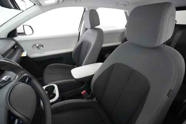 2024 Hyundai IONIQ 5 — photo 3 of 24