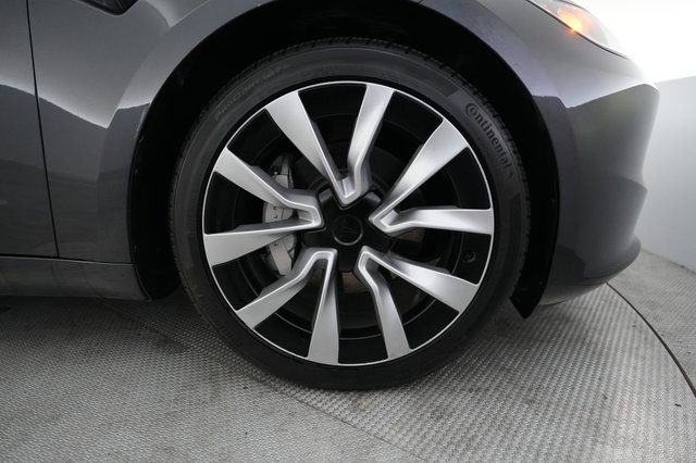 2024 Tesla Model 3 — photo 16 of 24