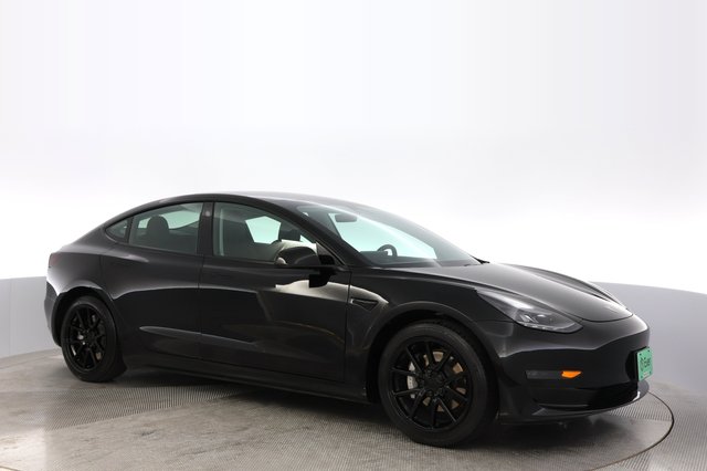 2021 Tesla Model 3 — photo 11 of 24