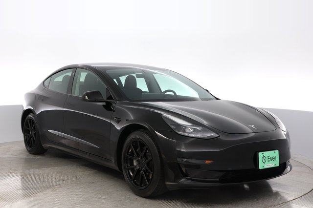 2021 Tesla Model 3 — photo 10 of 24
