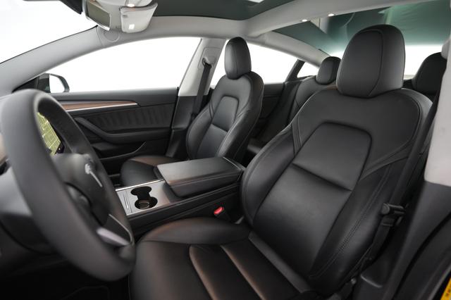 2021 Tesla Model 3 — photo 3 of 24