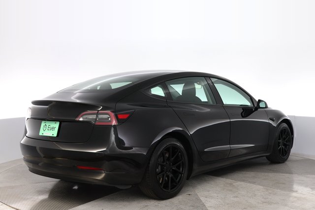 2021 Tesla Model 3 — photo 2 of 24