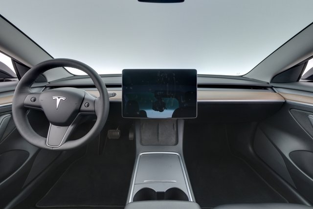 2021 Tesla Model 3 — photo 21 of 24