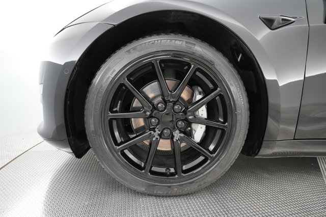 2021 Tesla Model 3 — photo 15 of 24