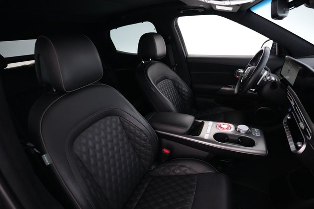 2023 Genesis GV60 — photo 16 of 22