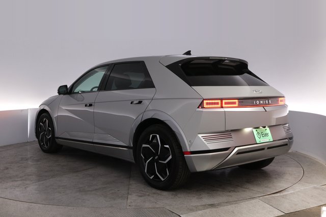 2024 Hyundai IONIQ 5 — photo 13 of 26