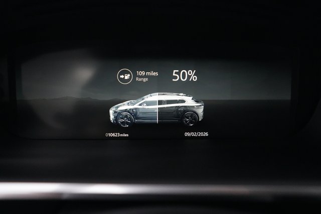 2023 Jaguar I-Pace — photo 5 of 25