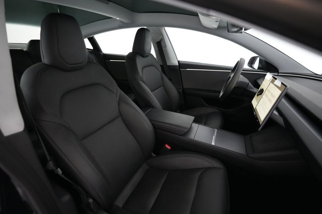 2024 Tesla Model 3 — photo 16 of 19