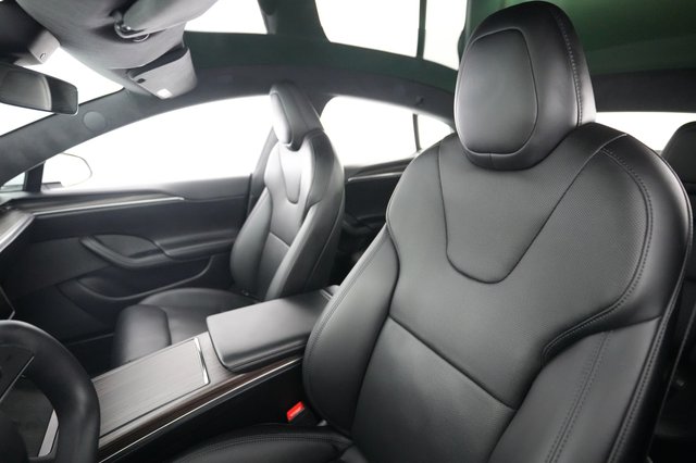 2022 Tesla Model S — photo 3 of 24