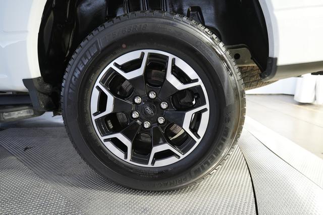 2023 Ford F-150 Lightning — photo 7 of 16