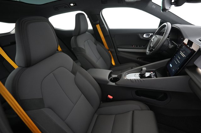 2023 Polestar 2 — photo 18 of 32