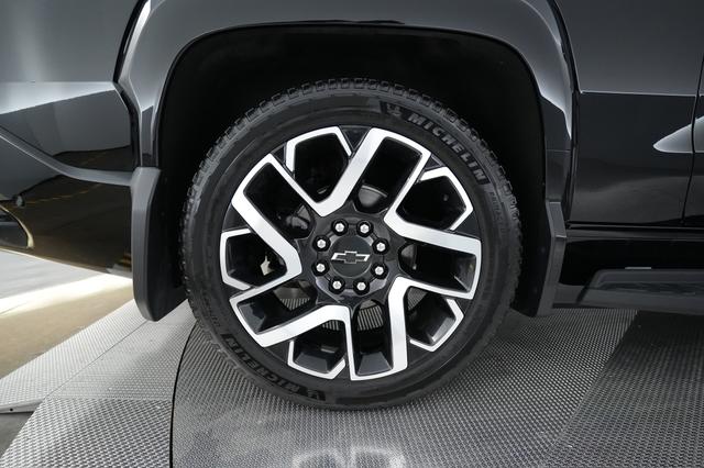 2024 Chevrolet Silverado EV — photo 7 of 15