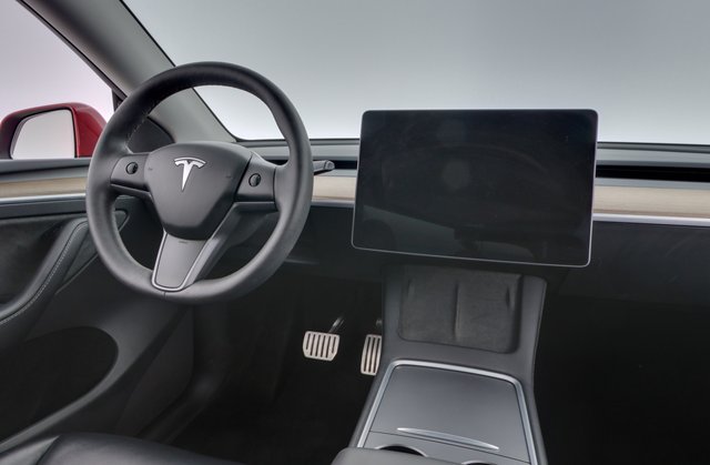 2023 Tesla Model Y — photo 20 of 24
